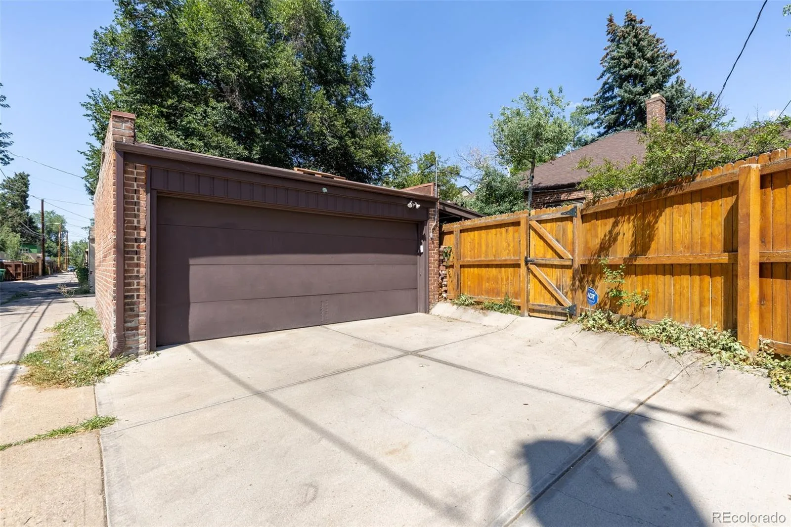 2315 Jasmine Street Denver CO 80207 MLS #REC2715748 07232026232115 1600 42