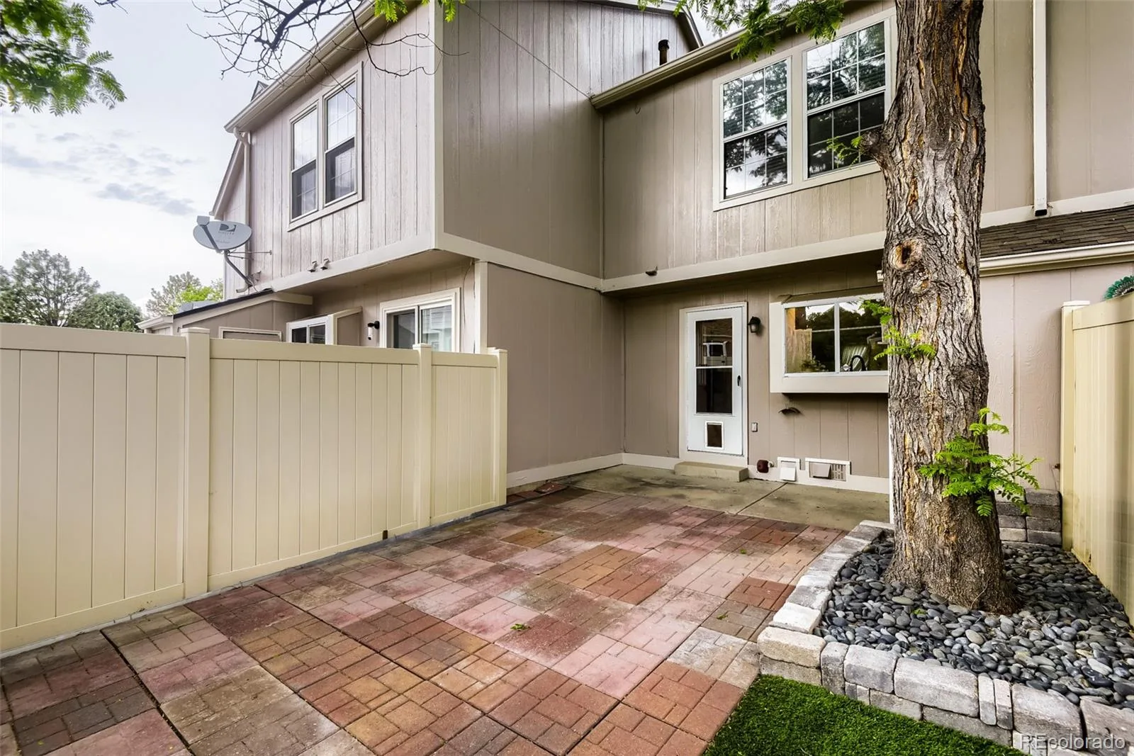9709 W Chatfield Avenue #E Littleton CO 80128 | MLS #REC2717816 06092026193317 1600 27