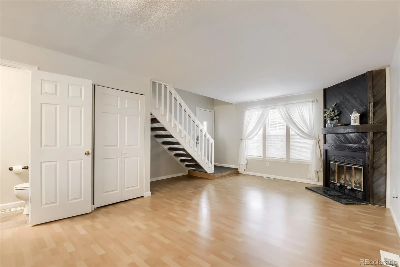 9709 W Chatfield Avenue #E Littleton CO 80128 | MLS #REC2717816 06092026193317 1600 3