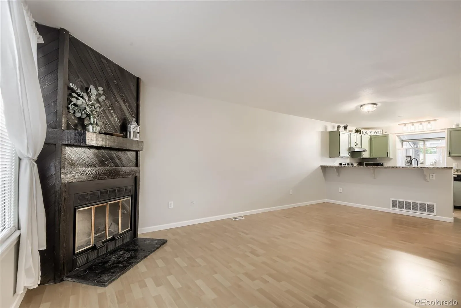 9709 W Chatfield Avenue #E Littleton CO 80128 | MLS #REC2717816 06092026193317 1600 4