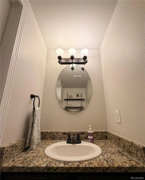 9709 W Chatfield Avenue #E Littleton CO 80128 | MLS #REC2717816 06092026193317 800 12