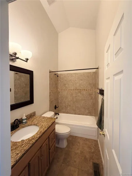 9709 W Chatfield Avenue #E Littleton CO 80128 | MLS #REC2717816 06092026193317 800 21
