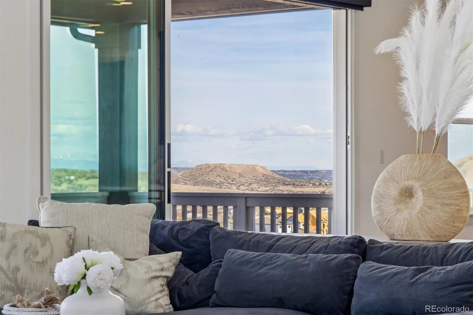 5423 Brotherton Court Castle Rock CO 80104 | MLS #REC2717867 07302026143345 1600 16