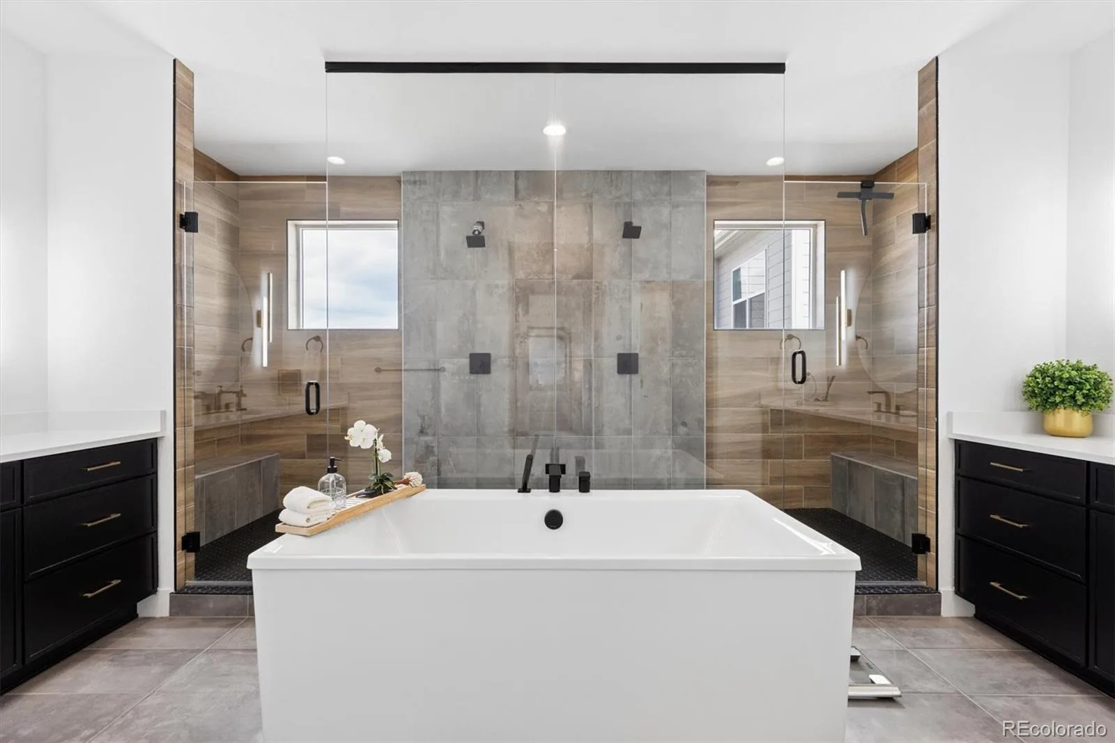 5423 Brotherton Court Castle Rock CO 80104 | MLS #REC2717867 07302026143345 1600 33