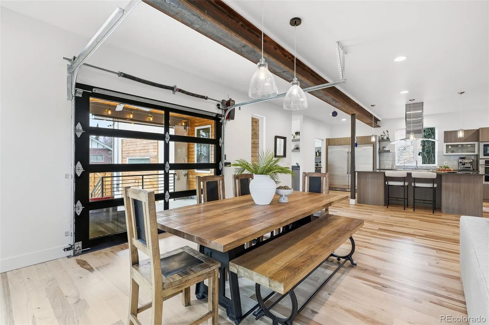 04092026174249 1600 10