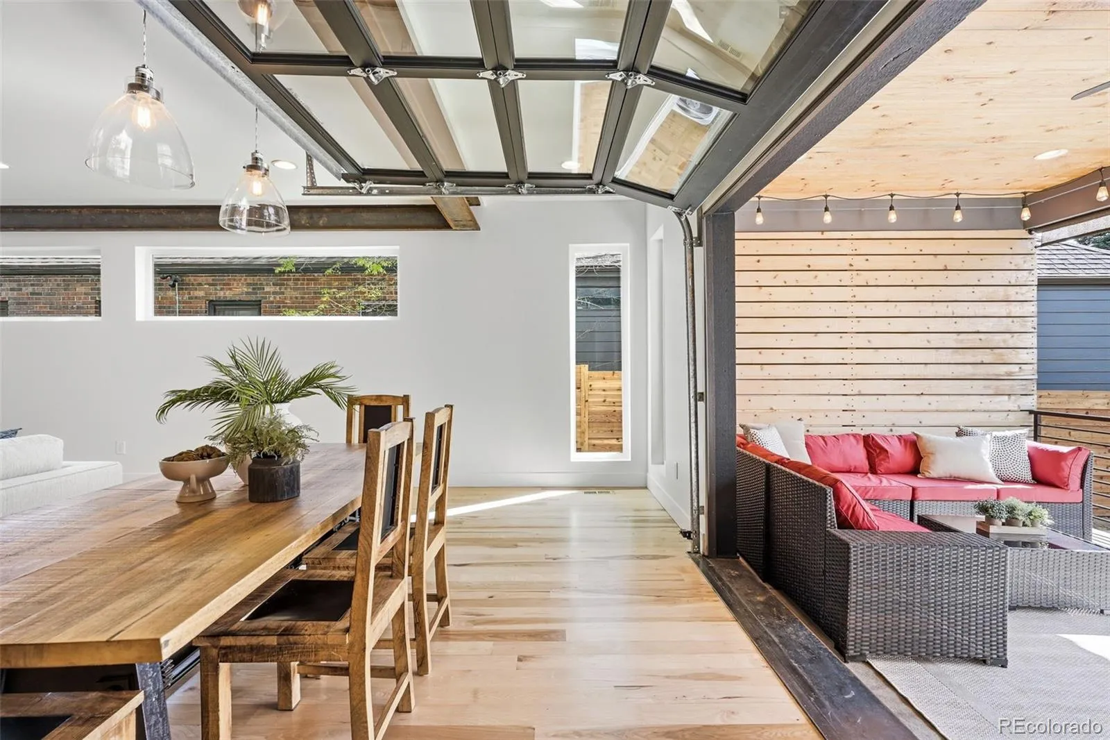 04092026174249 1600 11