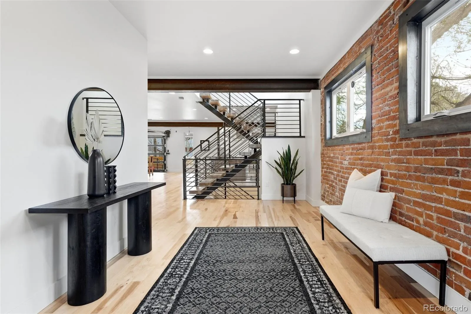 04092026174249 1600 4