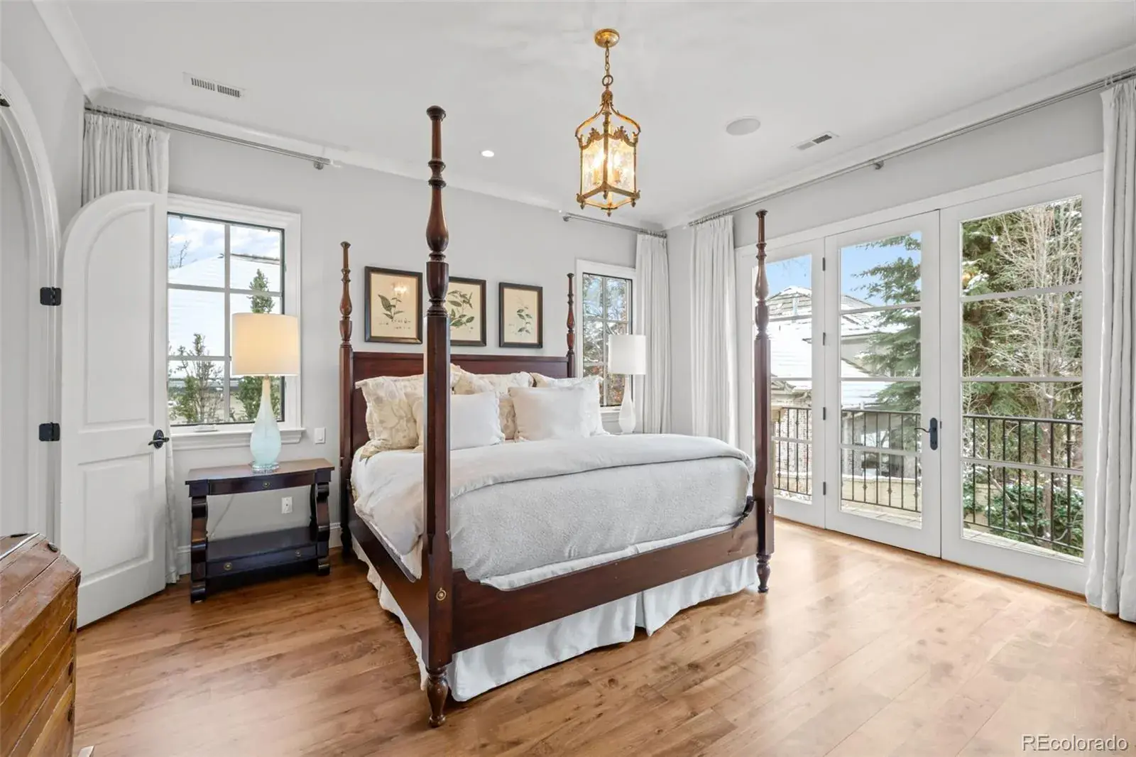 100 S University Boulevard #7 Denver CO 80209 | MLS #REC2724322 01072026145018 1600 21