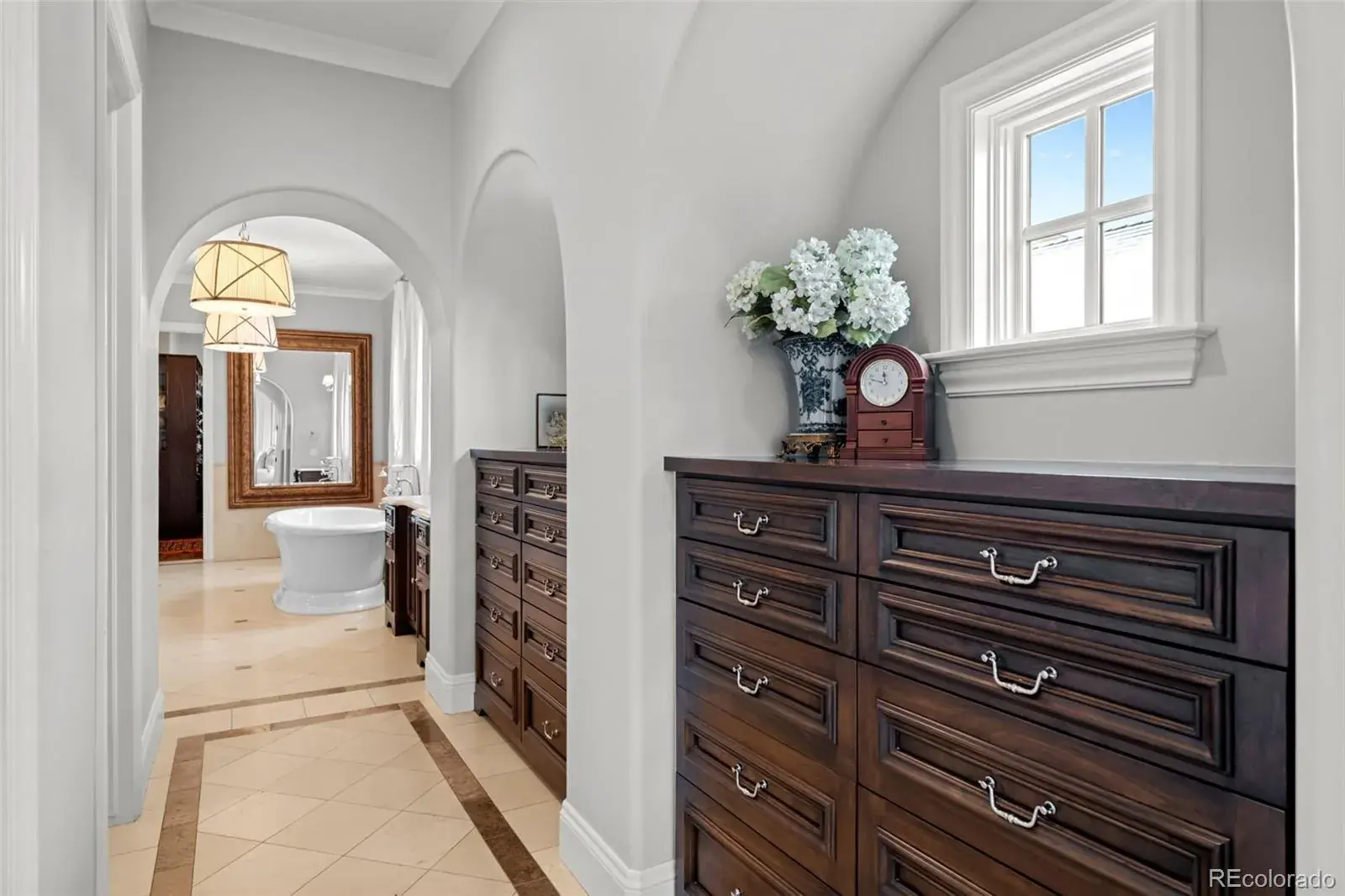 100 S University Boulevard #7 Denver CO 80209 | MLS #REC2724322 01072026145018 1600 22