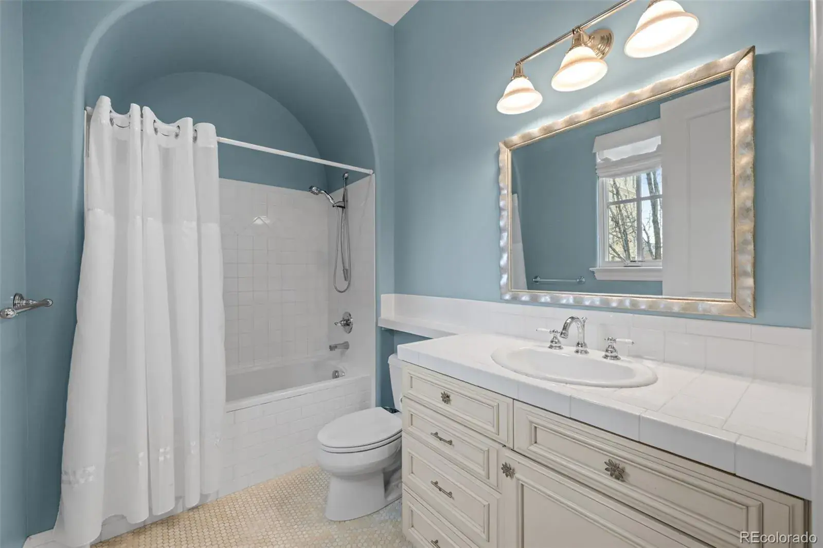 100 S University Boulevard #7 Denver CO 80209 | MLS #REC2724322 01072026145018 1600 30