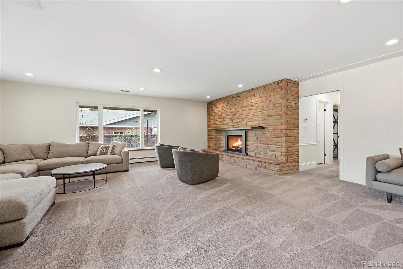 3742 S Grape Street Denver CO 80237 MLS #REC2725016 04242026172430 1600 2