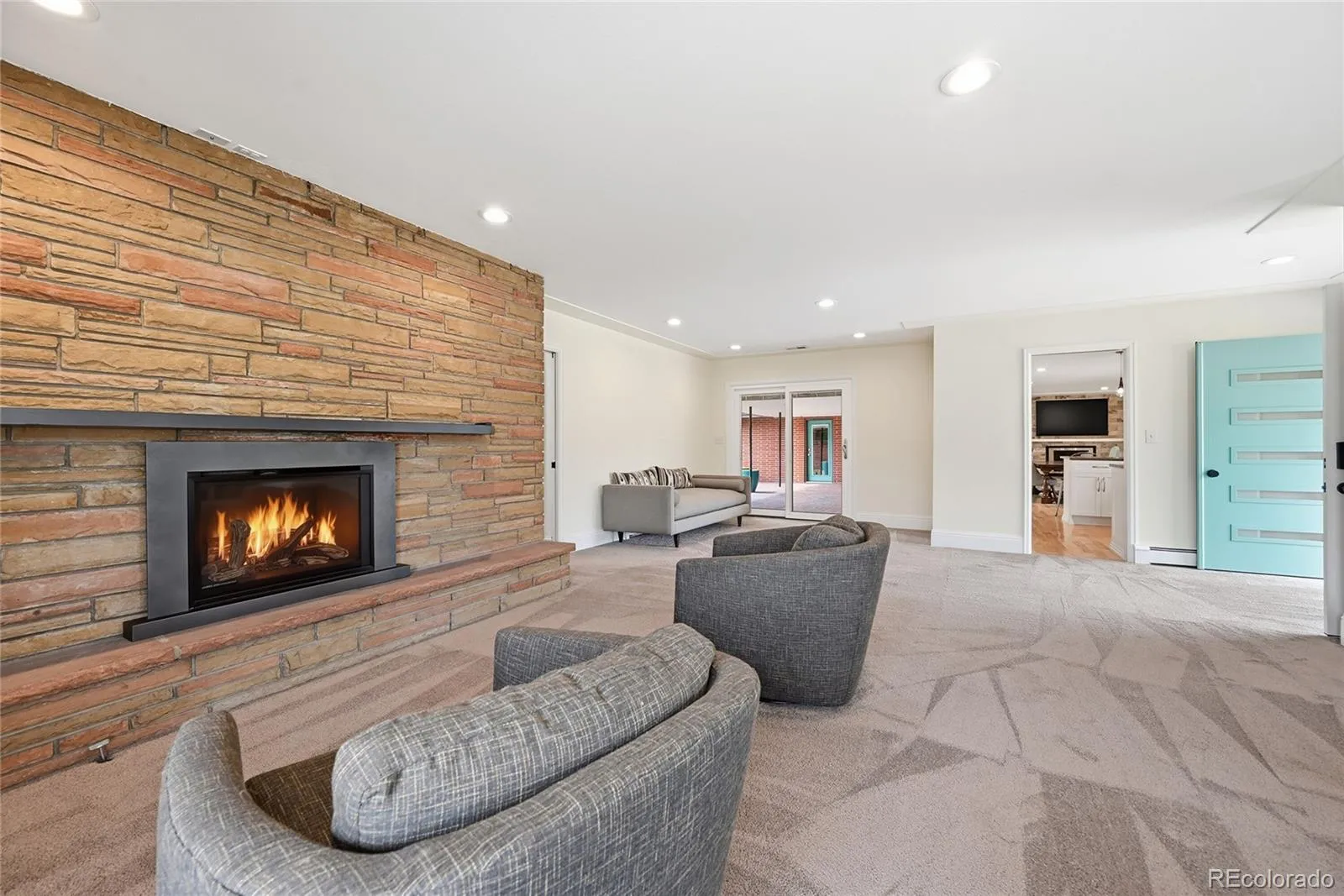 3742 S Grape Street Denver CO 80237 MLS #REC2725016 04242026172430 1600 3