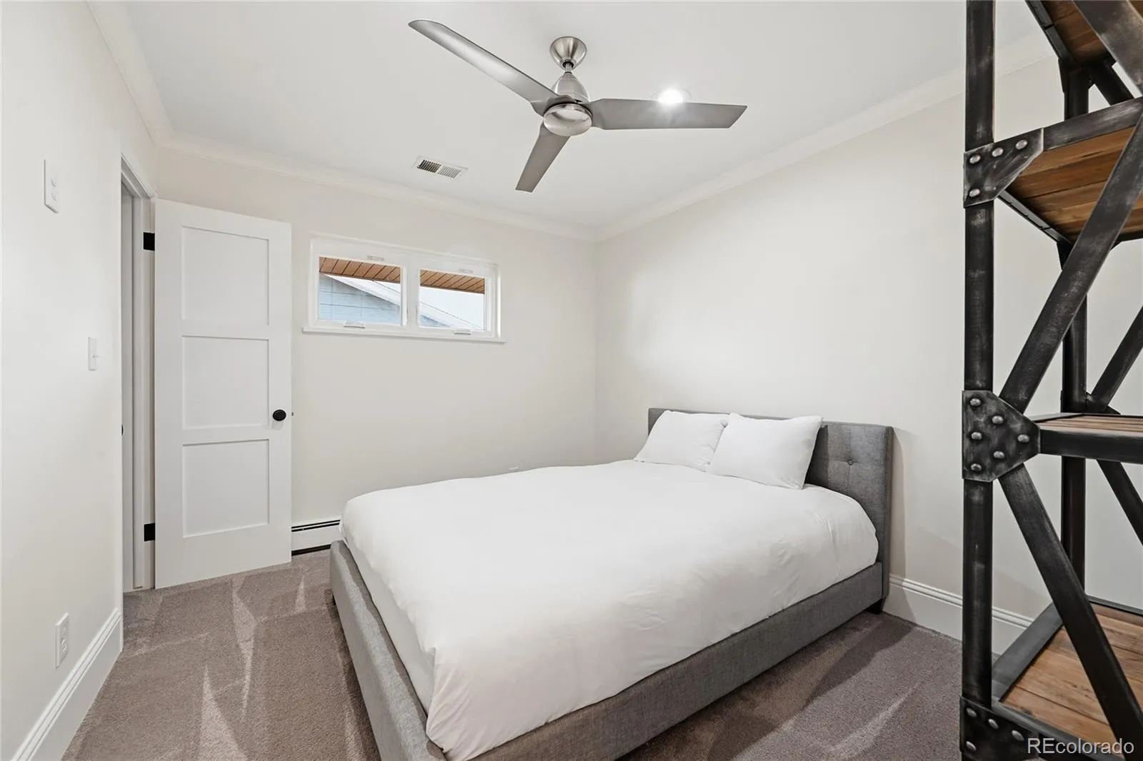 3742 S Grape Street Denver CO 80237 MLS #REC2725016 04242026172430 1600 8