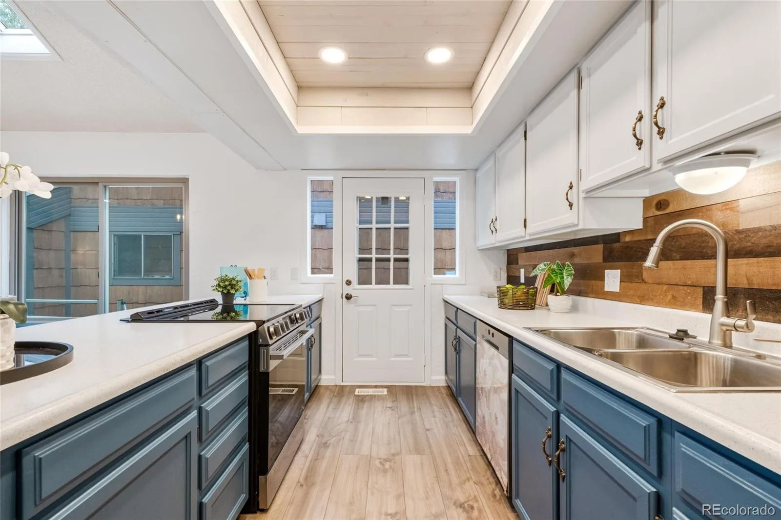 5804 S Kline Street Littleton CO 80127 | MLS #REC2726464 06092026015017 1600 11