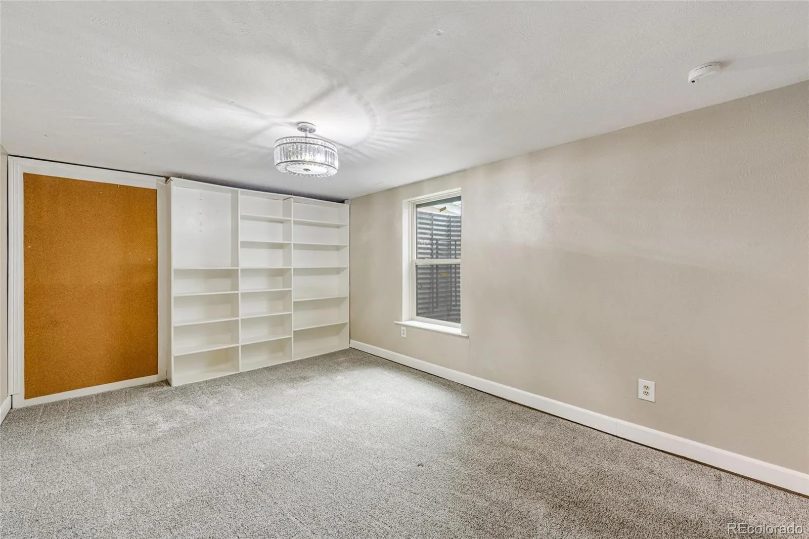 5804 S Kline Street Littleton CO 80127 | MLS #REC2726464 06092026015017 1600 25