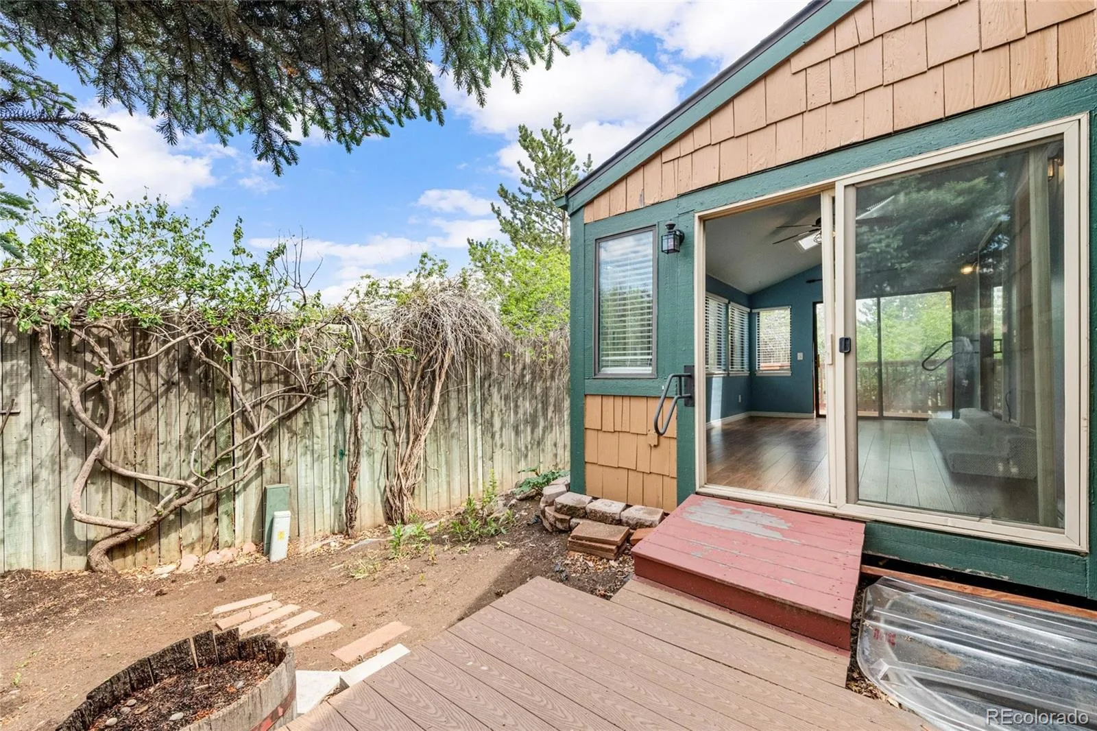 5804 S Kline Street Littleton CO 80127 | MLS #REC2726464 06092026015017 1600 34