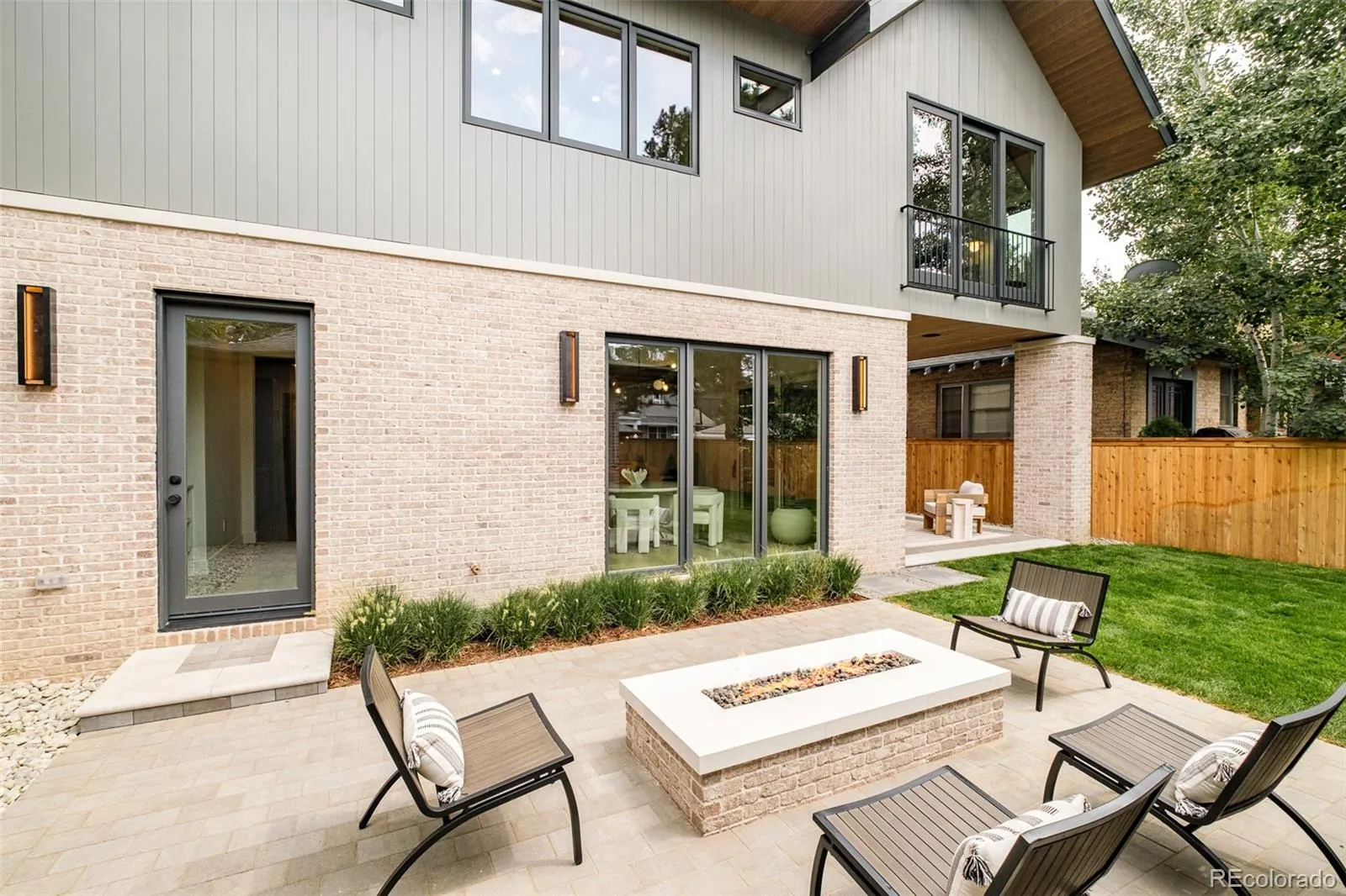 04072026030228 1600 36