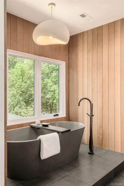 04072026030228 800 29