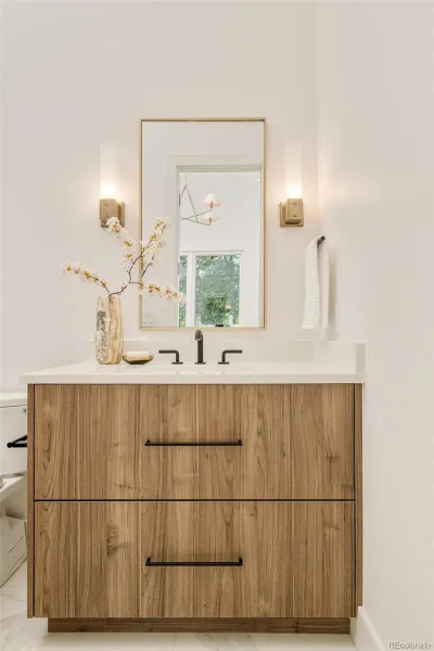 04072026030228 800 31