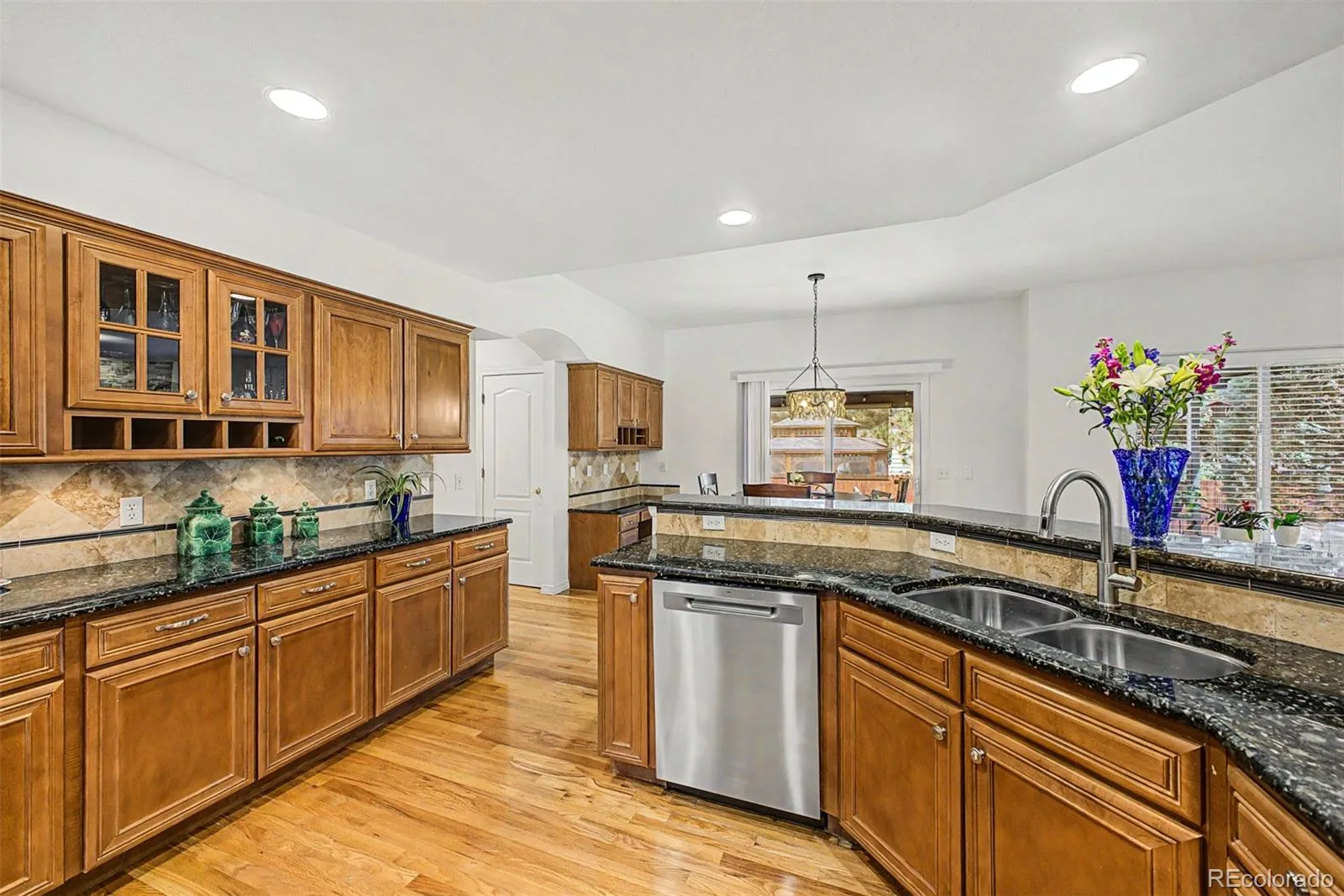 8631 E Hawaii Drive Denver CO 80231 MLS #REC2728686 05292026170416 1600 13