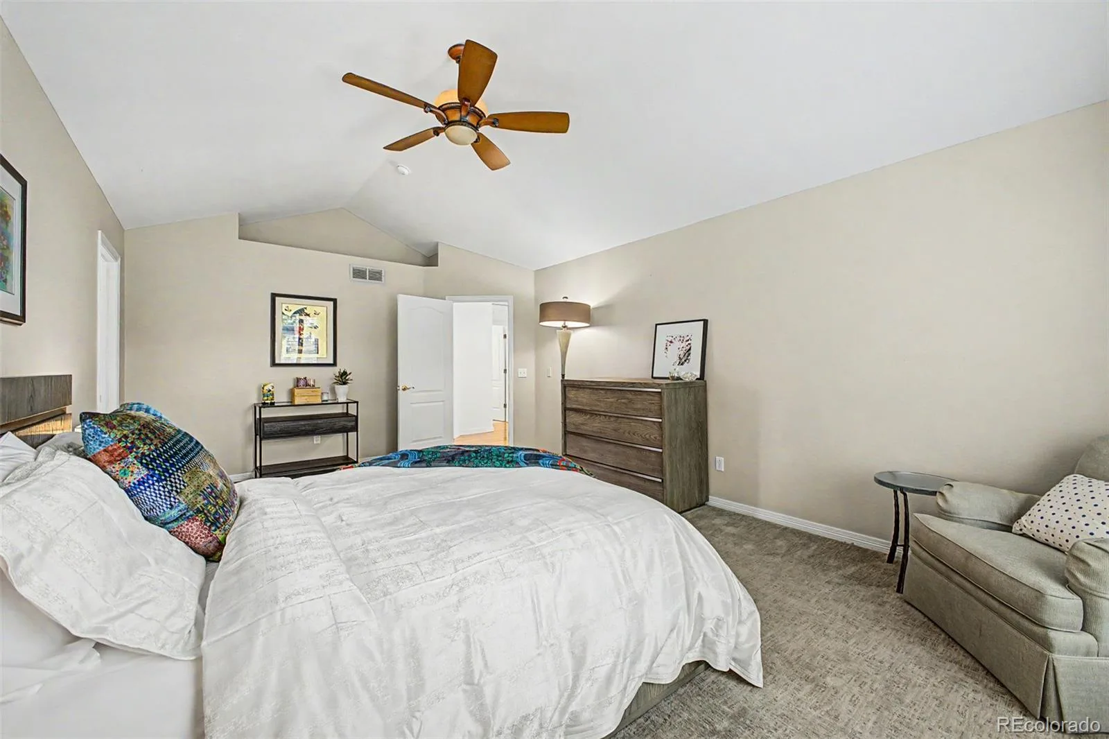 8631 E Hawaii Drive Denver CO 80231 MLS #REC2728686 05292026170416 1600 16