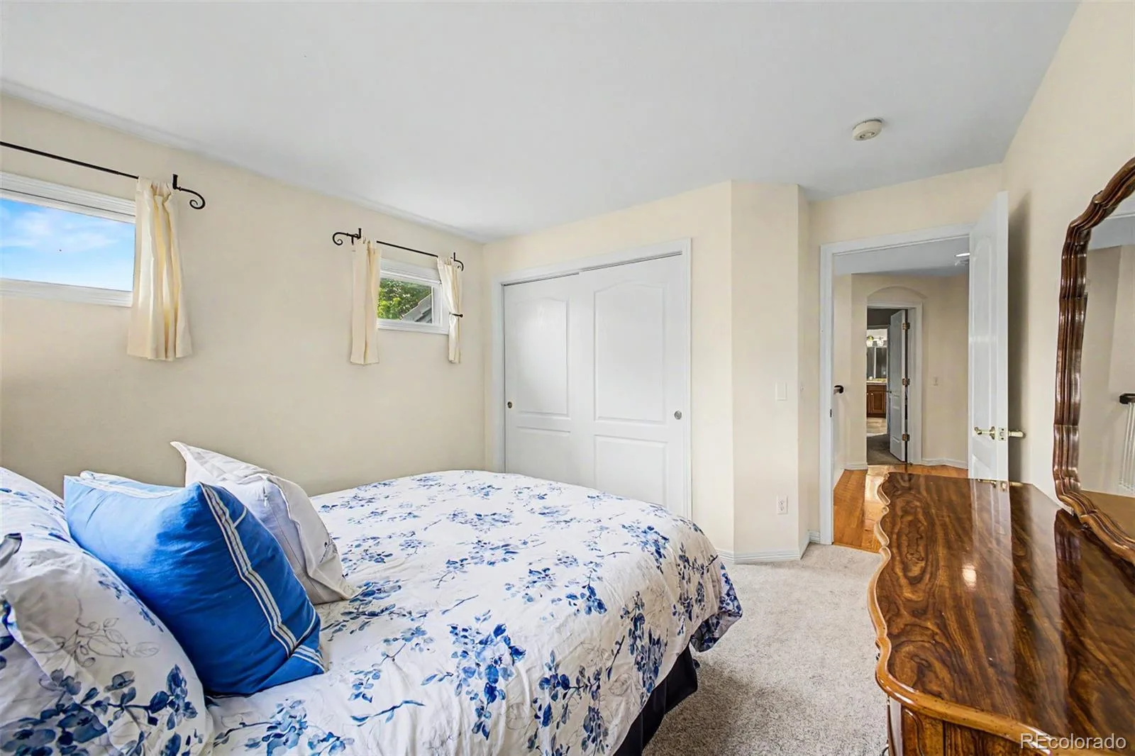 8631 E Hawaii Drive Denver CO 80231 MLS #REC2728686 05292026170416 1600 21