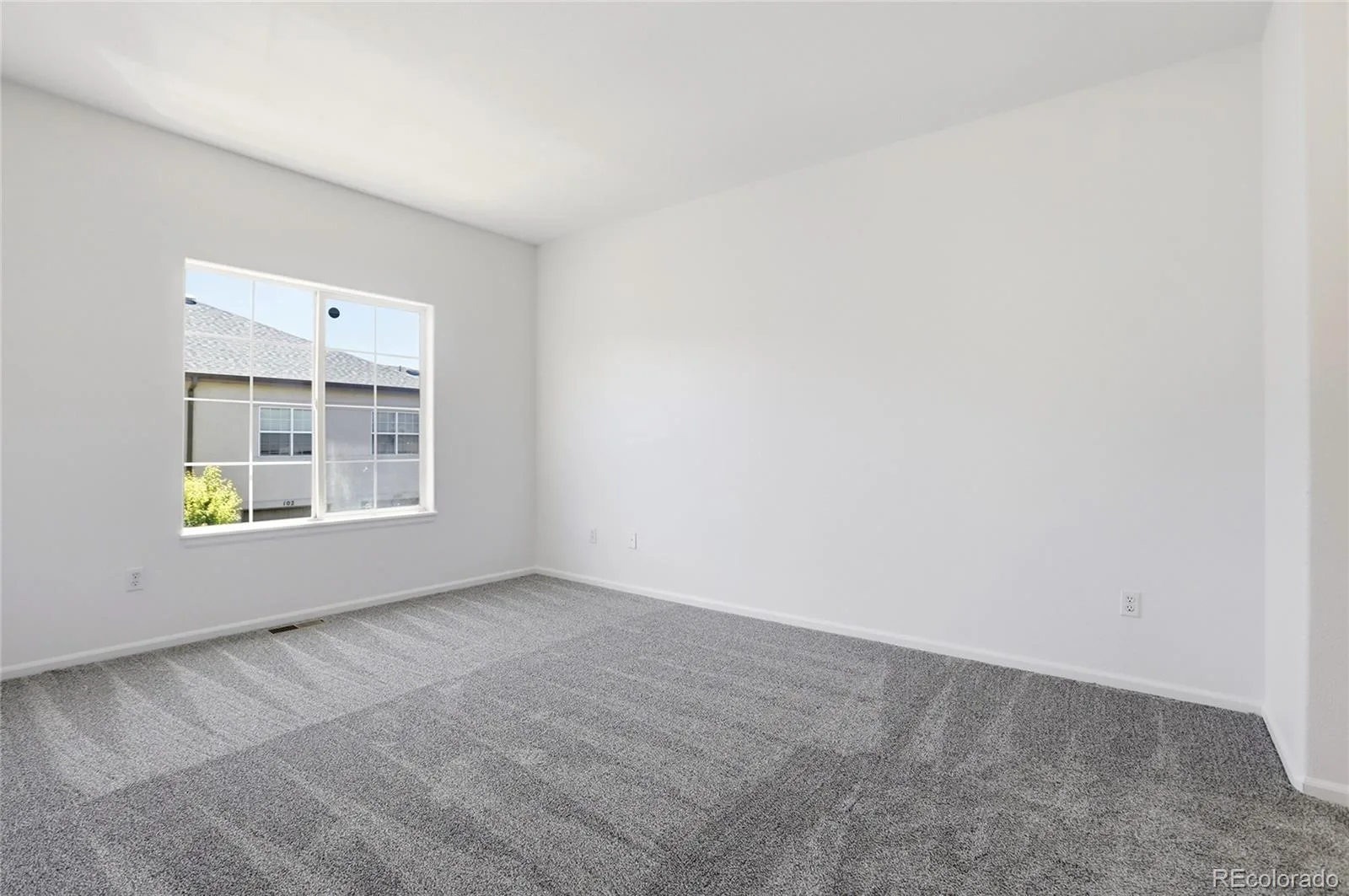 1435 S Chambers Road #104 Aurora CO 80017 | MLS #REC2729031 06122026205051 1600 23