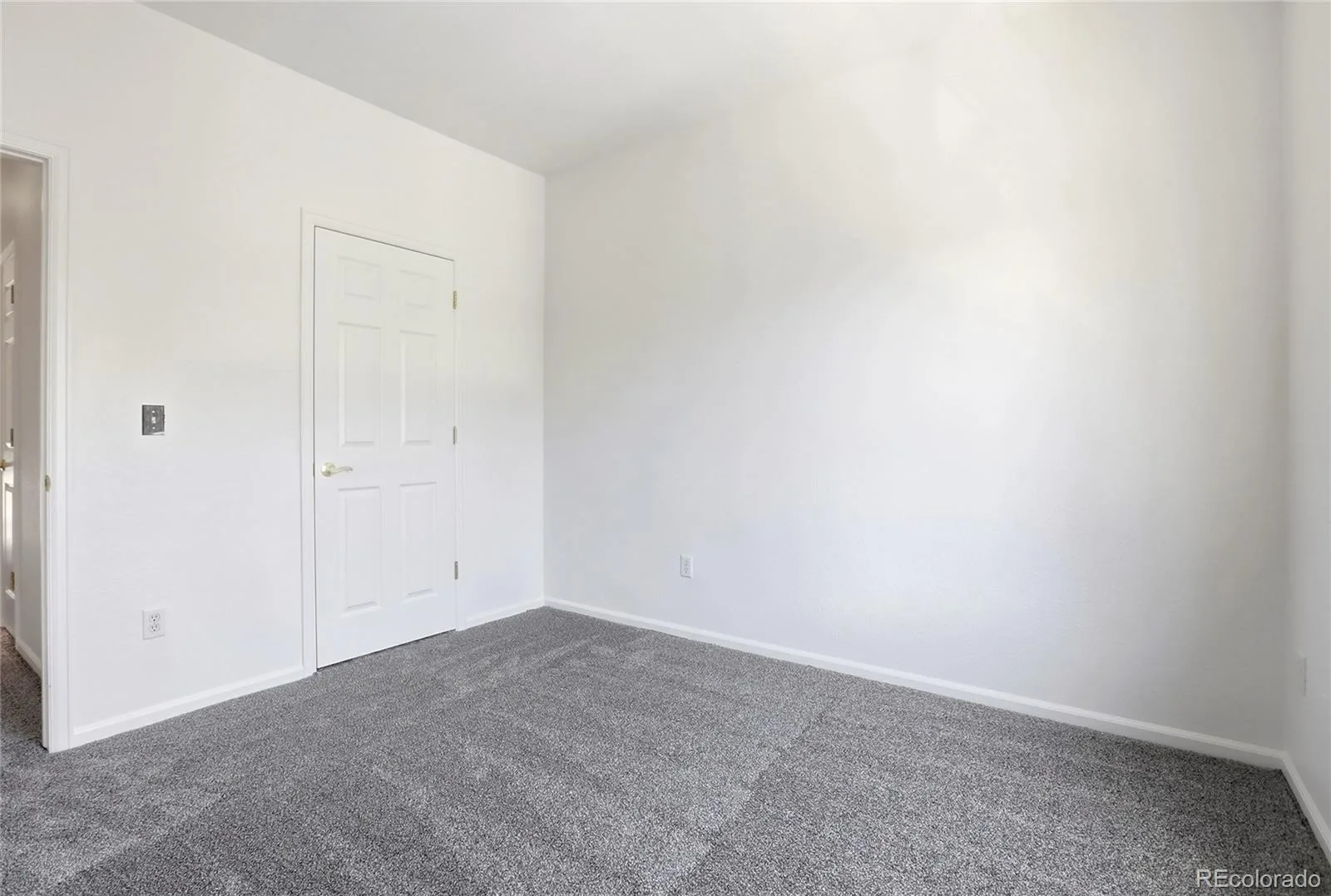 1435 S Chambers Road #104 Aurora CO 80017 | MLS #REC2729031 06122026205051 1600 29