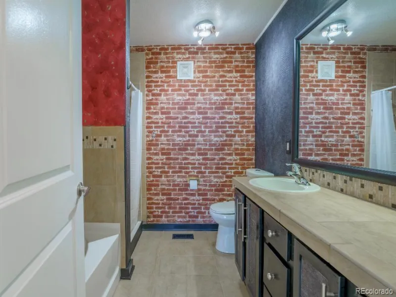 7240 W Custer Avenue #416 Lakewood CO 80226 MLS #REC2729654 05012026010915 800 12
