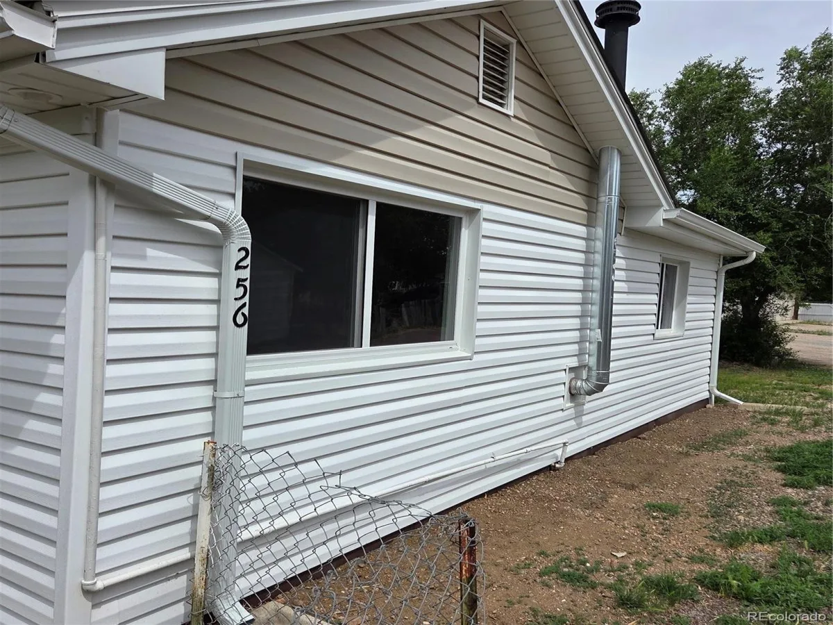 256 S 2nd Avenue Brighton CO 80601 | MLS #REC2732216 06172026212015 1200 6