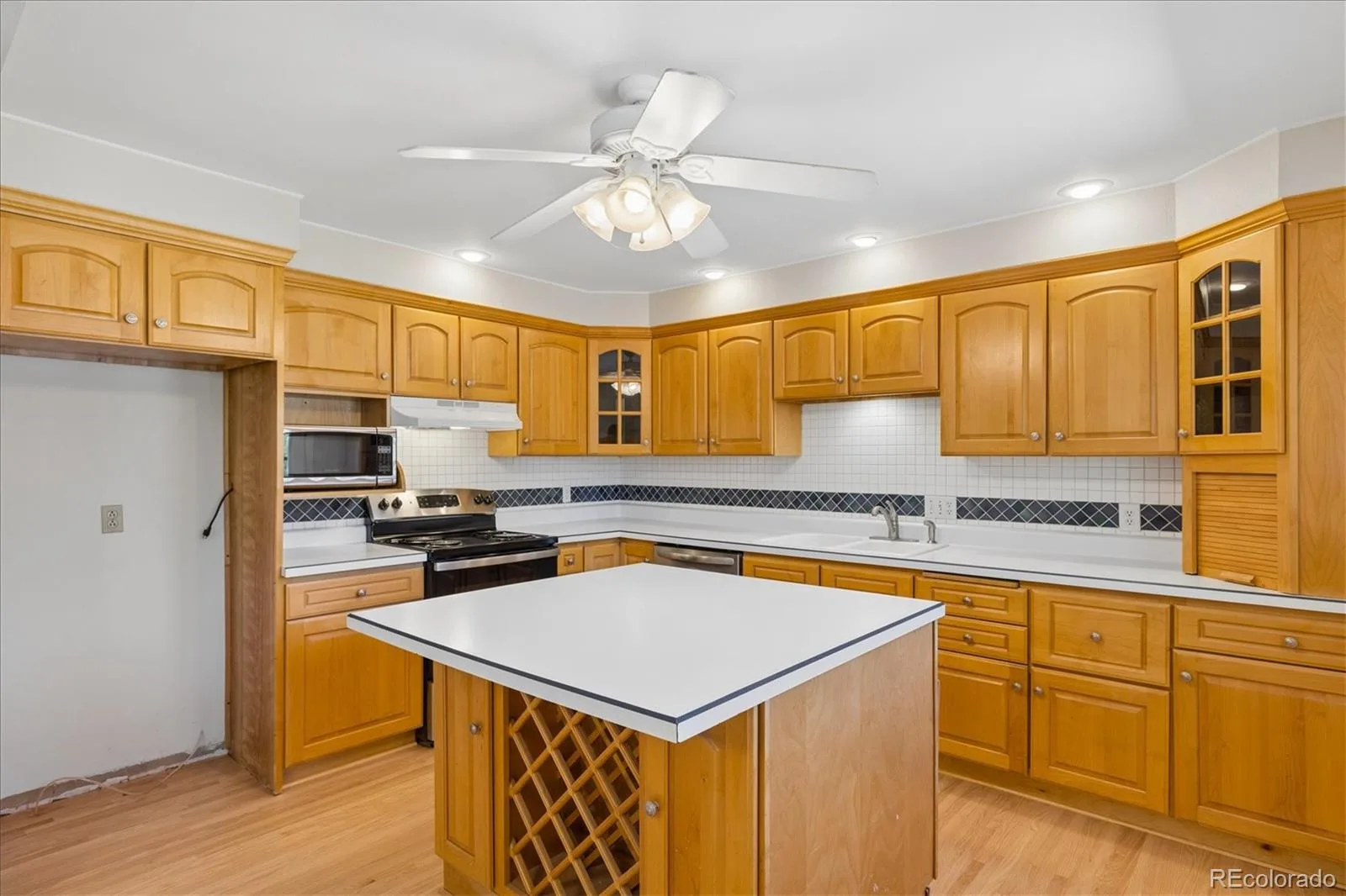 7229 S Tamarac Court Centennial CO 80112 MLS #REC2735271 06192026230934 1600 17