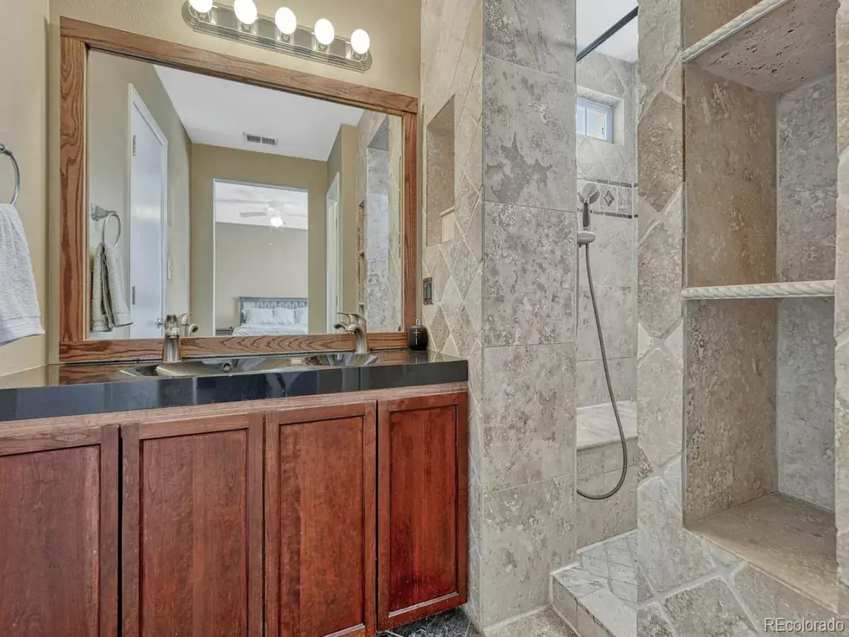 18668 E Vassar Drive Aurora CO 80013 MLS #REC2735547 04212025004638 1200 17