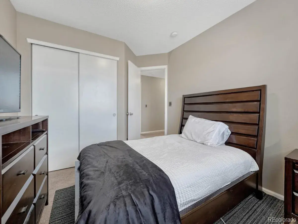 18668 E Vassar Drive Aurora CO 80013 MLS #REC2735547 04212025004638 1200 19
