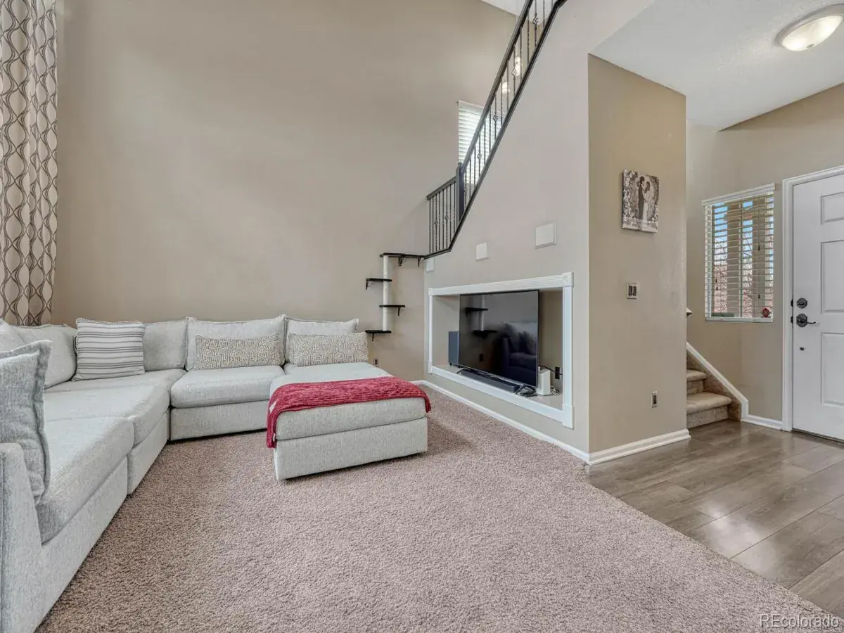 18668 E Vassar Drive Aurora CO 80013 MLS #REC2735547 04212025004638 1200 3