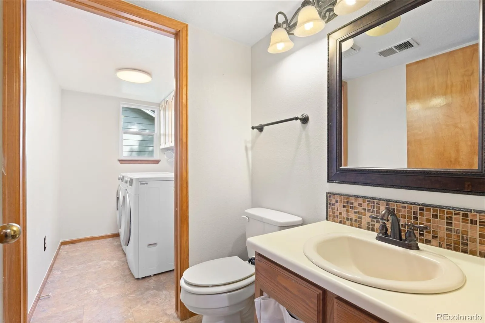 11220 W 66th Place Arvada CO 80004 | MLS #REC2735627 07302026012310 1600 14