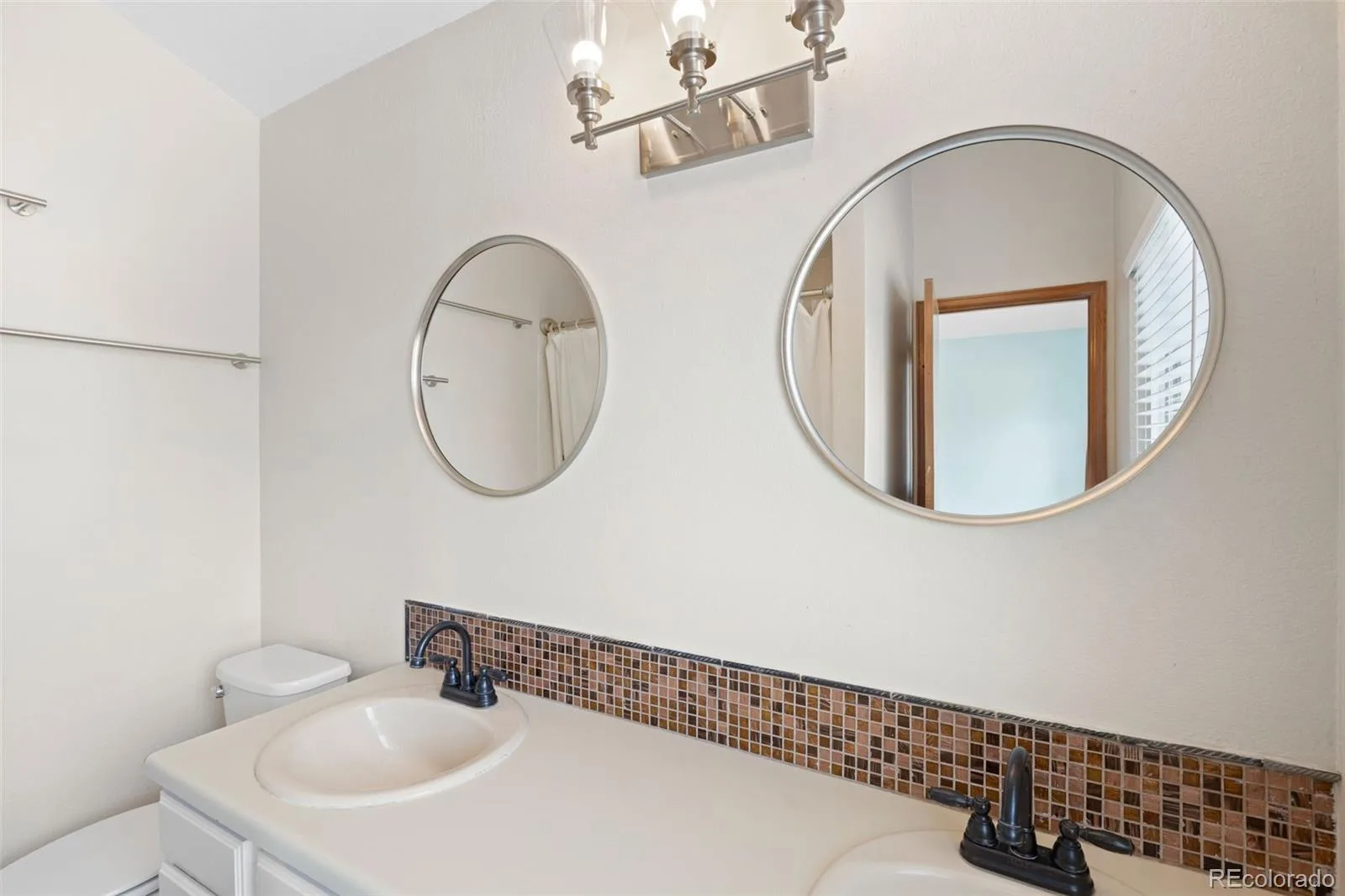 11220 W 66th Place Arvada CO 80004 | MLS #REC2735627 07302026012310 1600 18