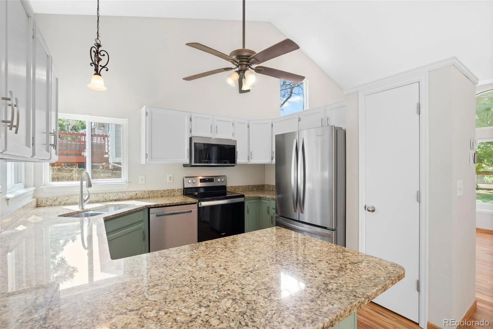 11220 W 66th Place Arvada CO 80004 | MLS #REC2735627 07302026012310 1600 6