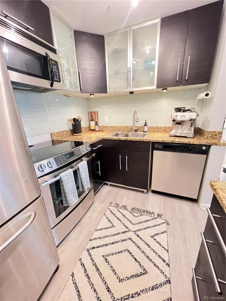 1032 N Clarkson Street #102 Denver CO 80218 | MLS #REC2735860 10092026052622 800 8