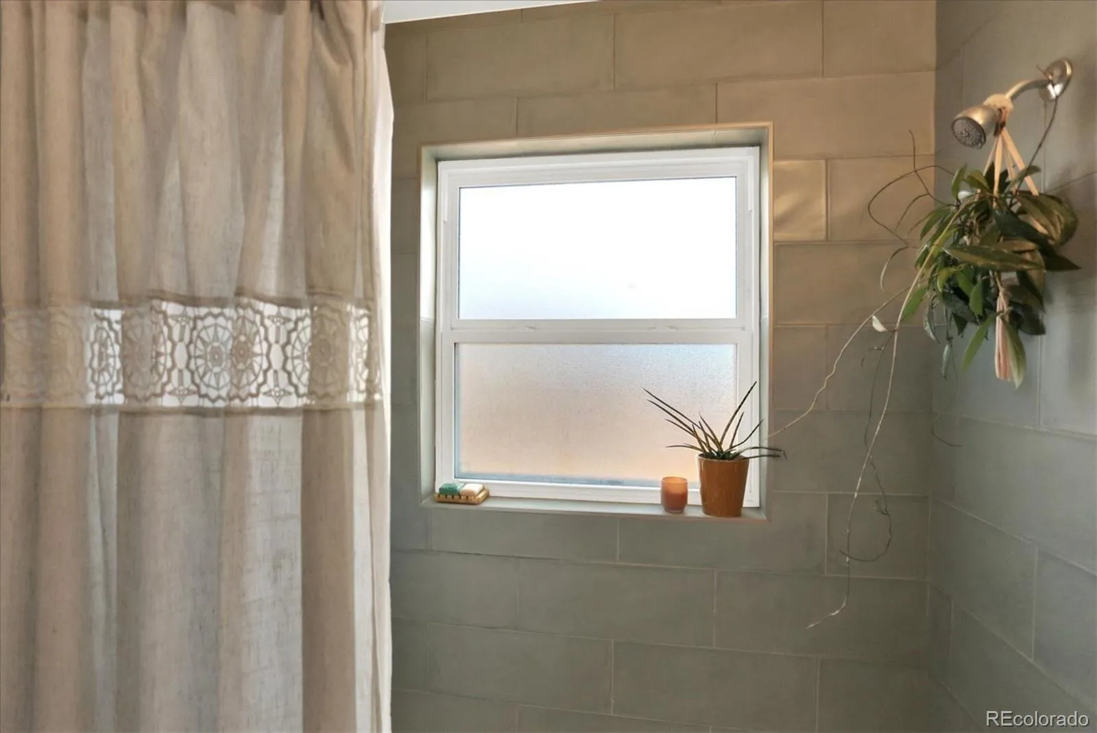 04102026032602 1600 19