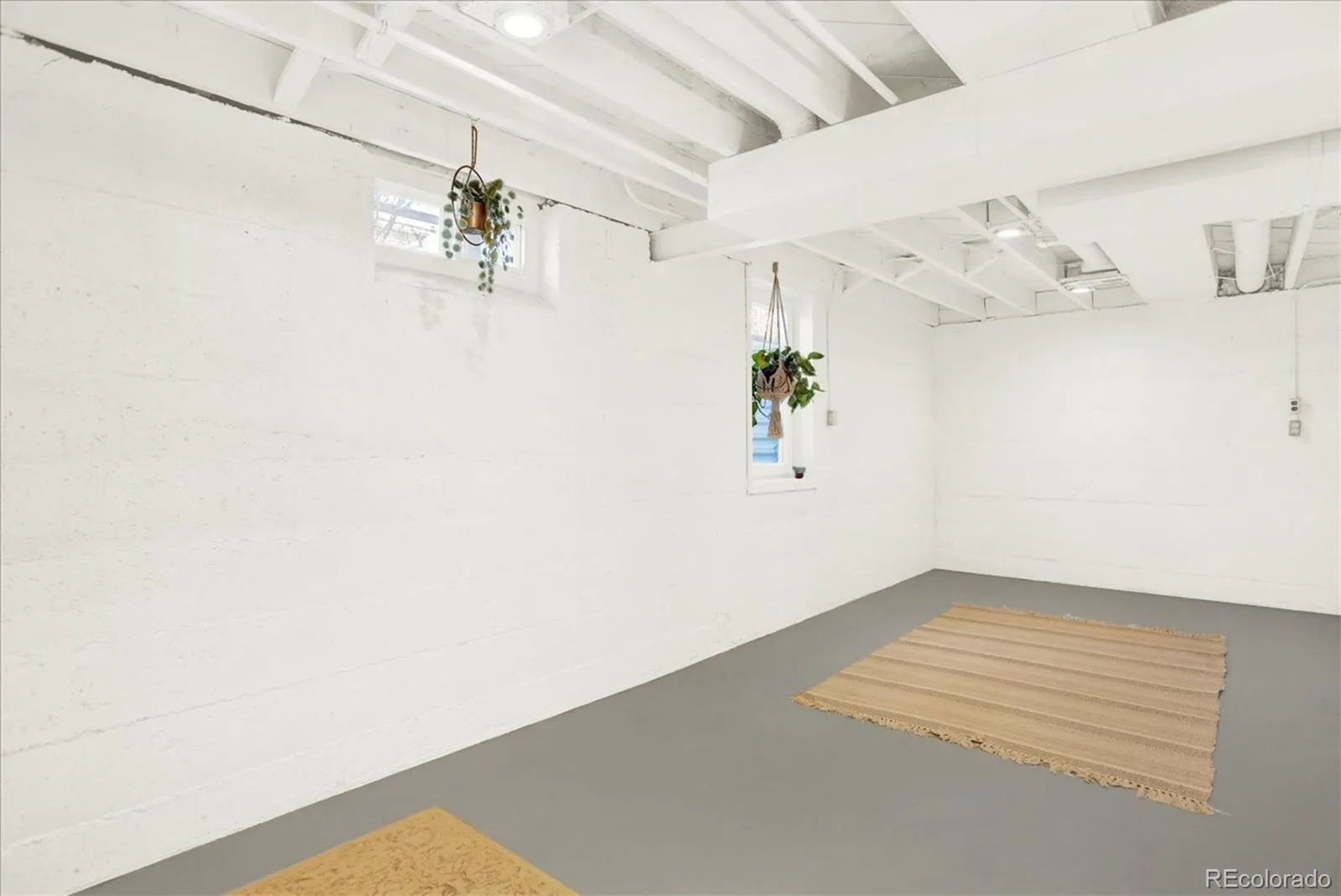 04102026032602 1600 24