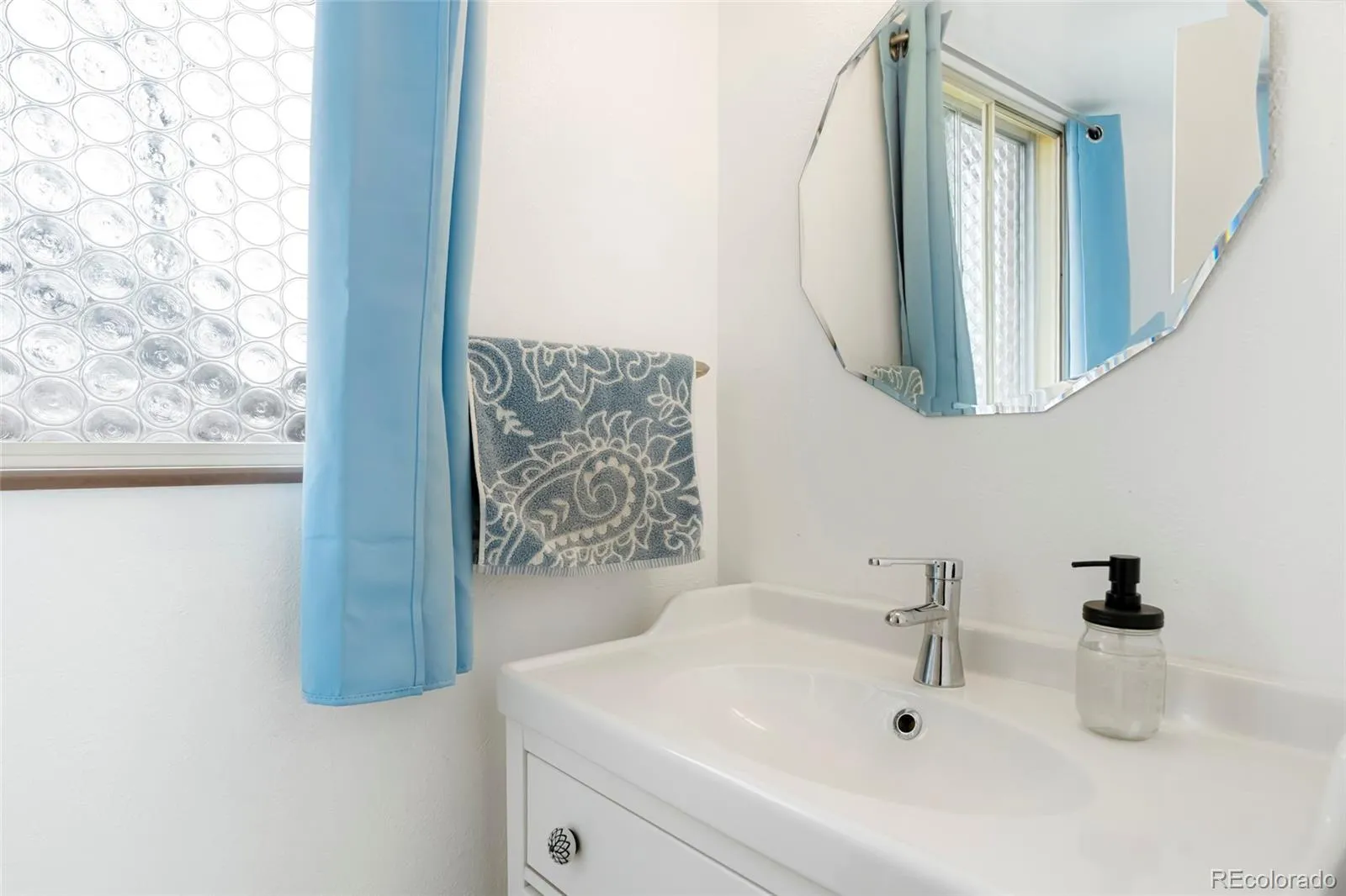 5535 E Custer Place Denver CO 80246 MLS #REC2741260 05072026235322 1600 14
