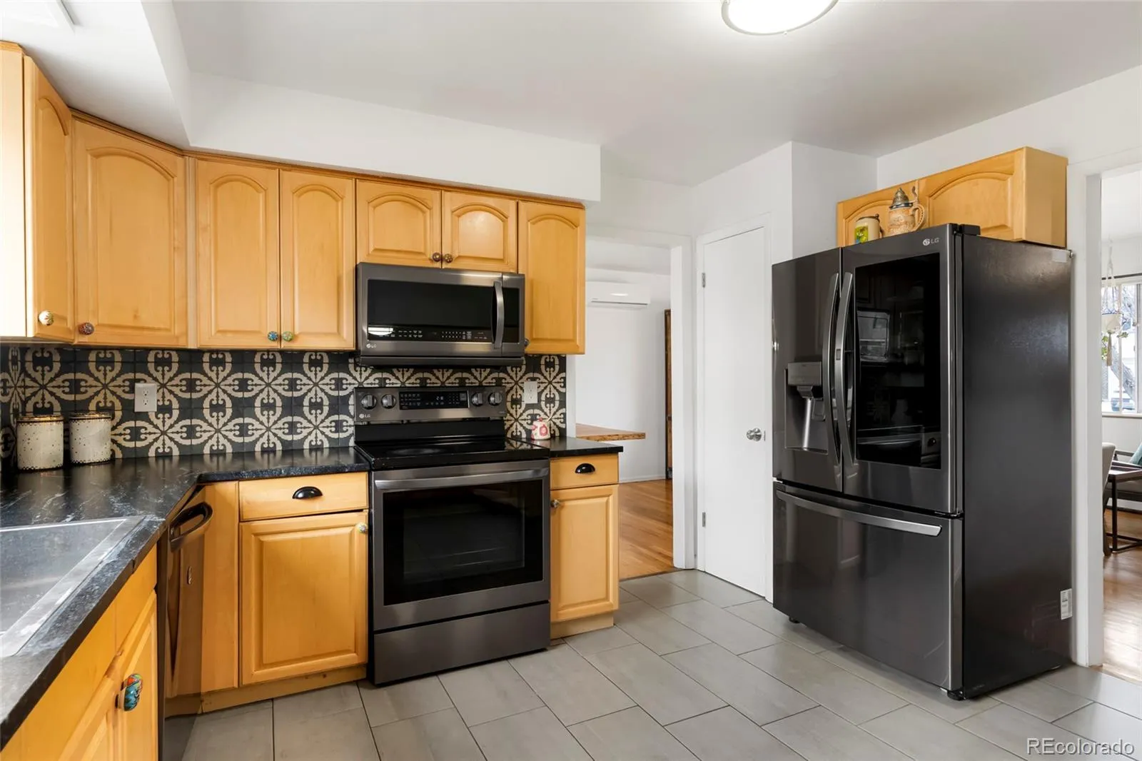 5535 E Custer Place Denver CO 80246 MLS #REC2741260 05072026235322 1600 4