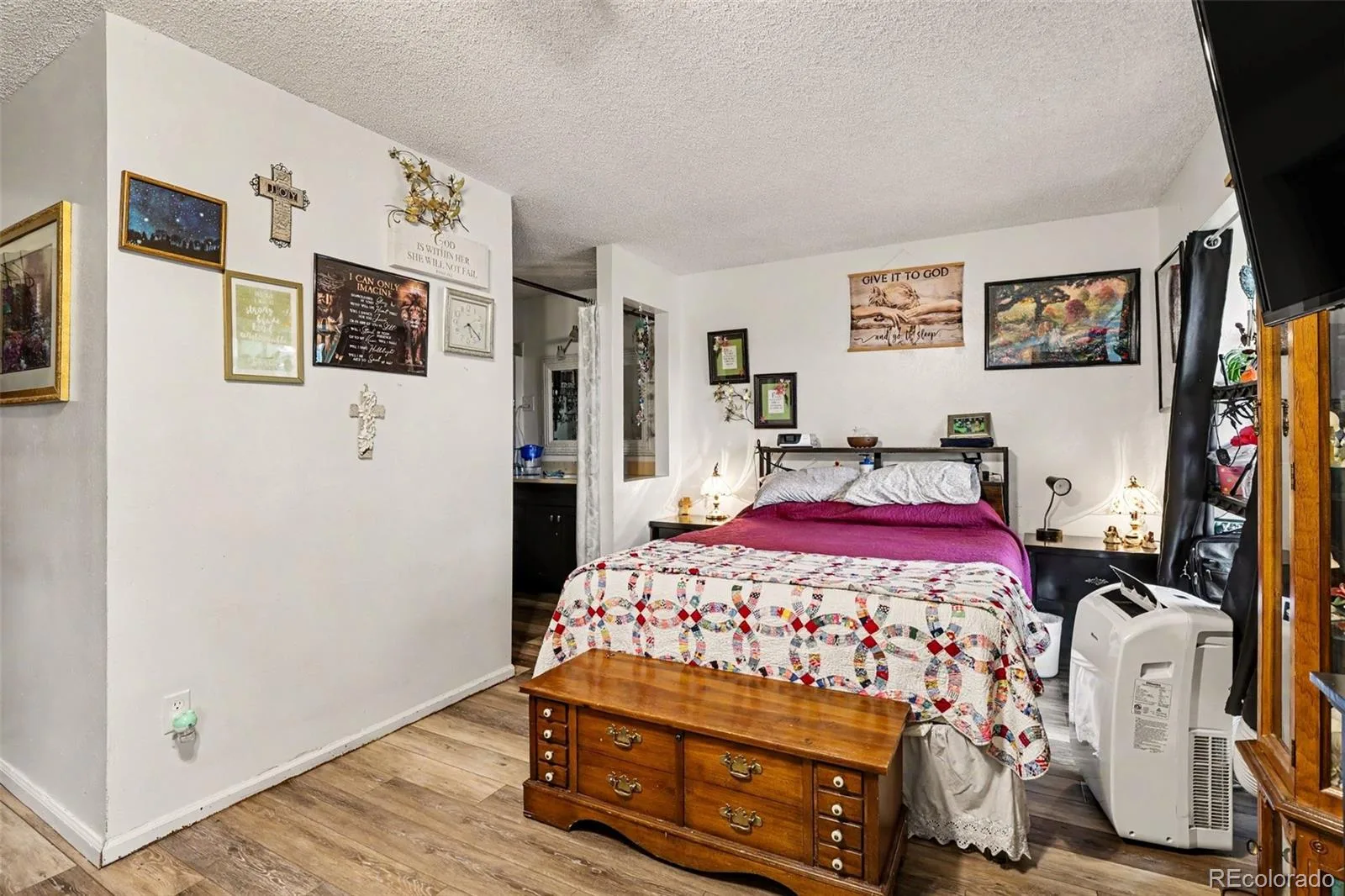 1814 W 102nd Avenue Denver CO 80260 | MLS #REC2741267 08202026234502 1600 19