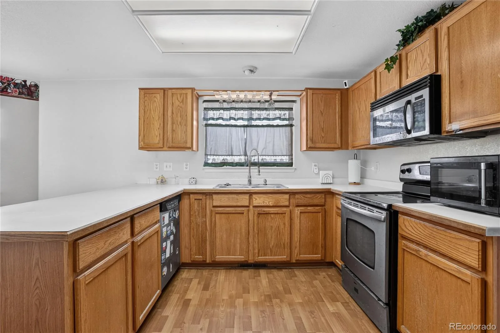 12130 Grape Way Thornton CO 80241 | MLS #REC2741686 08112026210521 1600 5