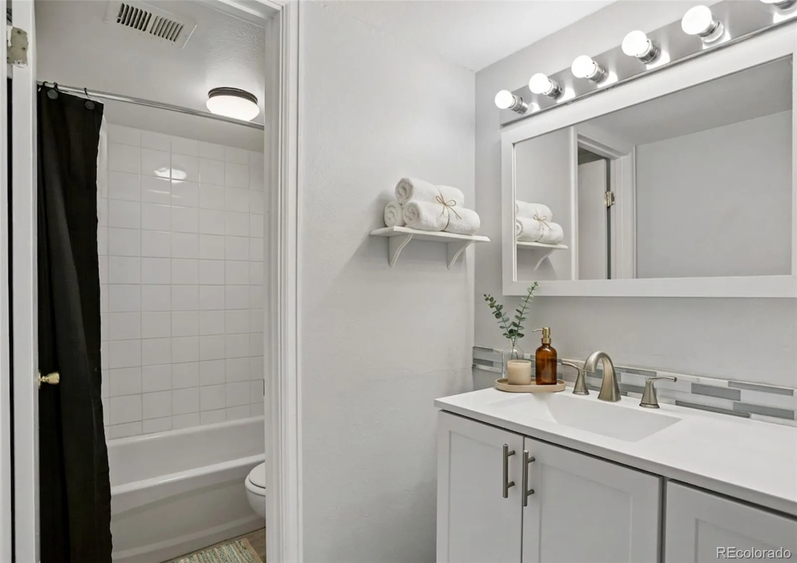 3141 S Tamarac Drive #301F Denver CO 80231 | MLS #REC2742220 07182026030353 1600 8