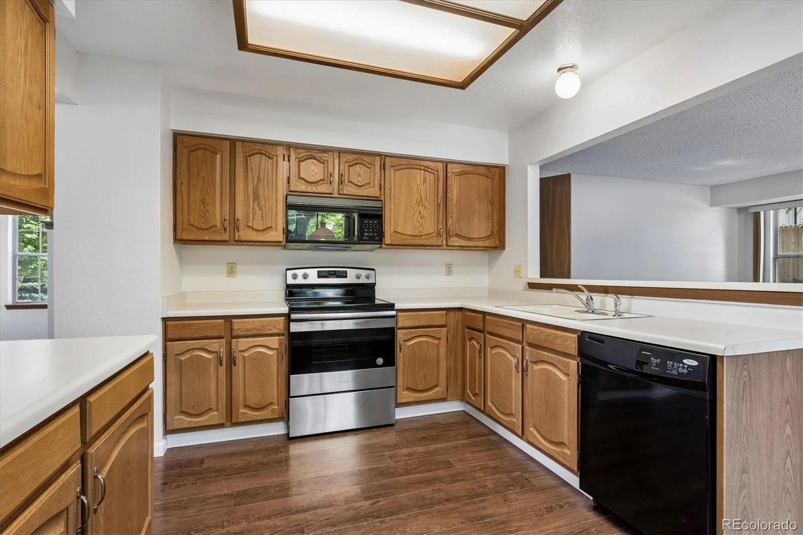 471 W Jamison Place Littleton CO 80120 | MLS #REC2742453 06092026015155 1600 15