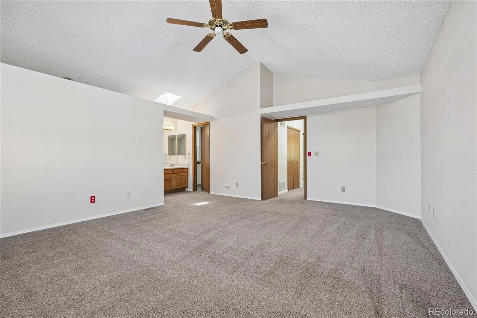 471 W Jamison Place Littleton CO 80120 | MLS #REC2742453 06092026015155 1600 24