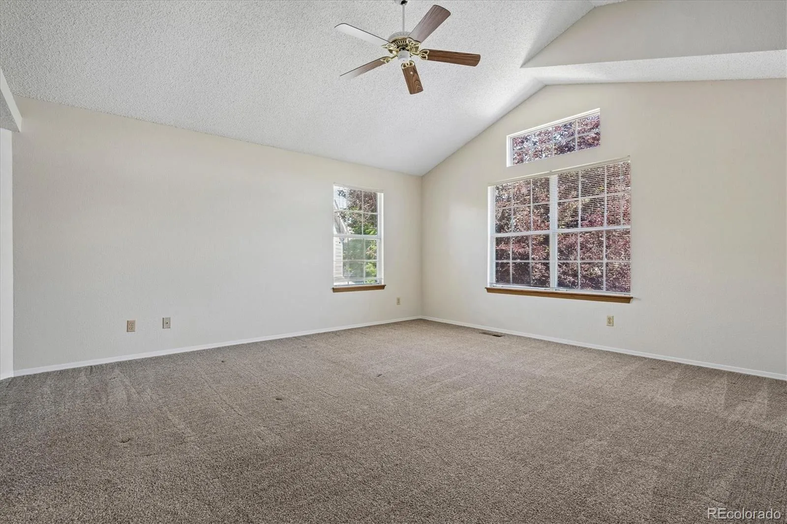 471 W Jamison Place Littleton CO 80120 | MLS #REC2742453 06092026015155 1600 28