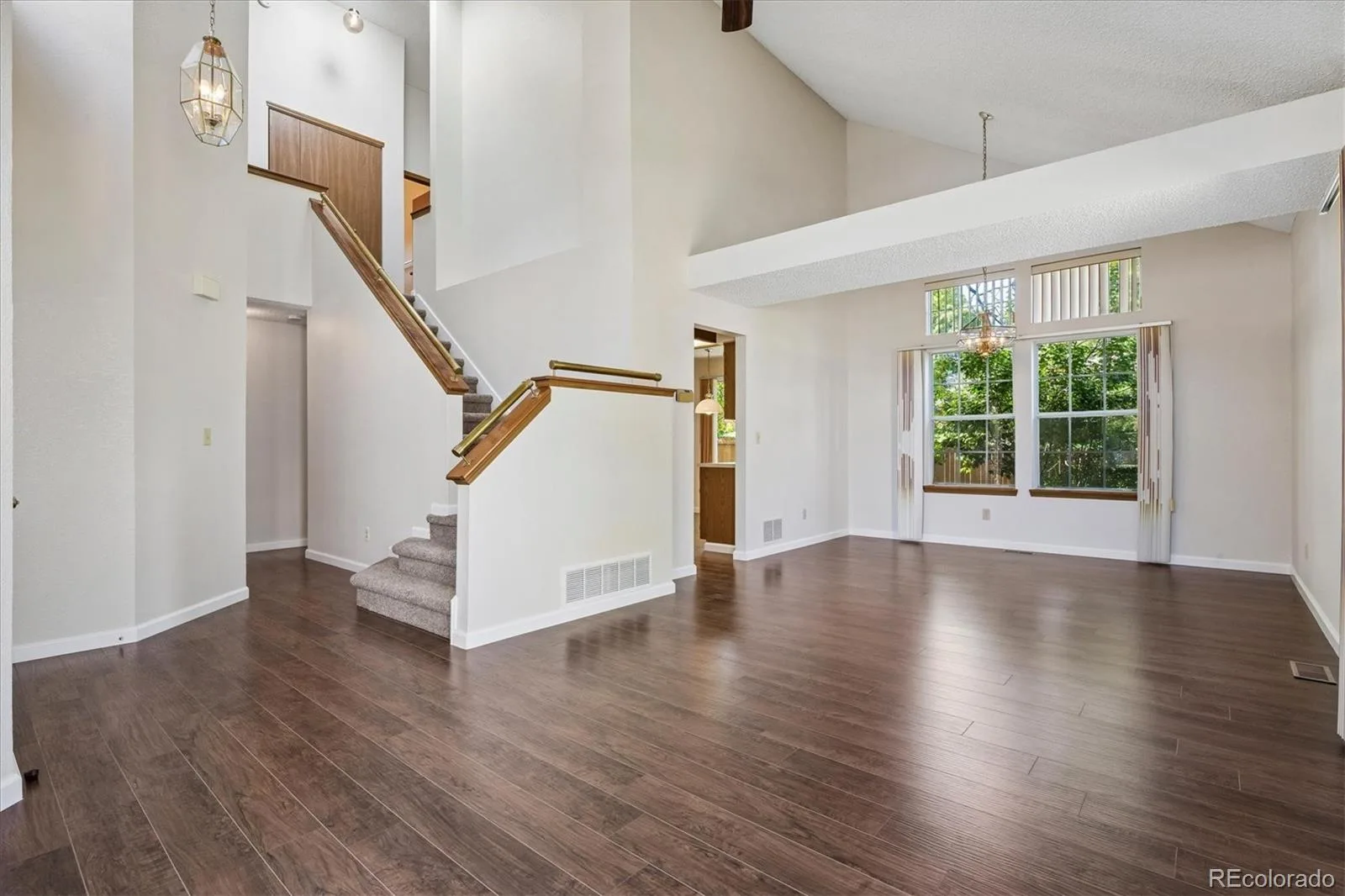 471 W Jamison Place Littleton CO 80120 | MLS #REC2742453 06092026015155 1600 7
