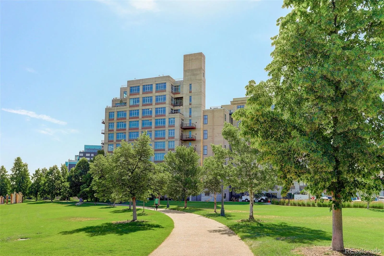 04102026230918 1600 38